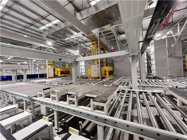 立庫(kù)鋼托盤(pán)